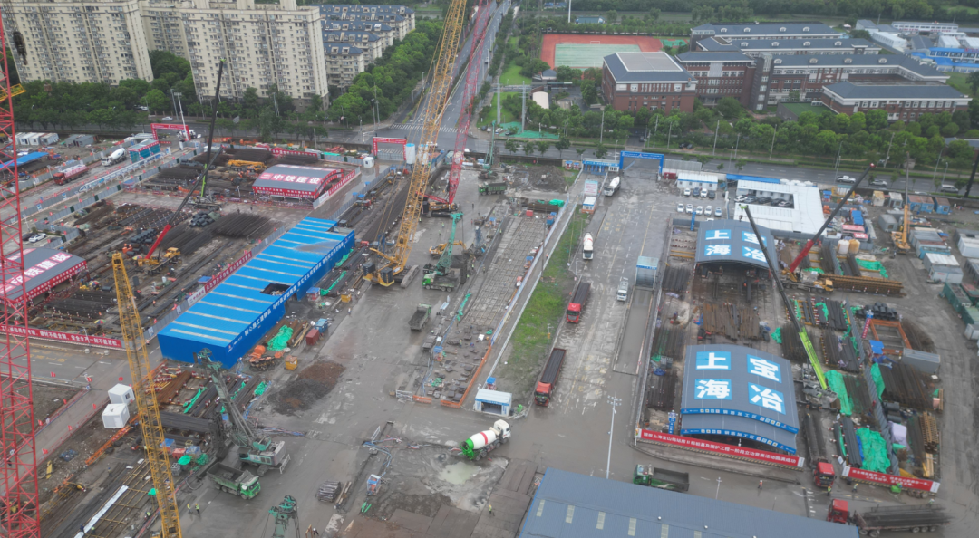 金泰SG全系列抓斗集群作戰 賦能寶山站高鐵建設